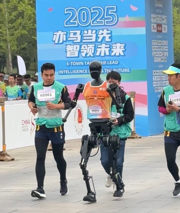 线上配资网址 俄方移交1200具乌方人员遗体 乌方证实